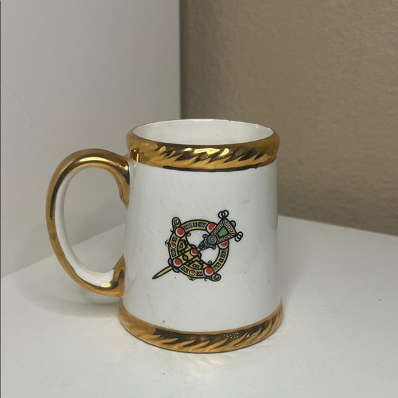 Vintage | Carrigaline Pottery Cork Ireland Mug Gold Trim Celtic Souvenir - Picture 2 of 5